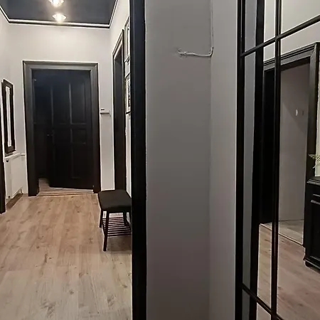 View Saperow - Parter, Przy Centrum Świdnica