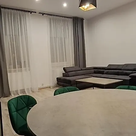 View Saperow - Parter, Przy Centrum * Świdnica